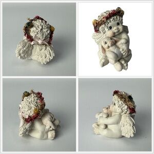 Dreamsicles Collectables Vintage “ Some Bunny to Love “ 1996 Figurine Used